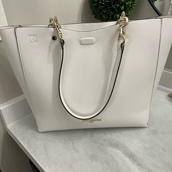 karl lagerfeld adele tote